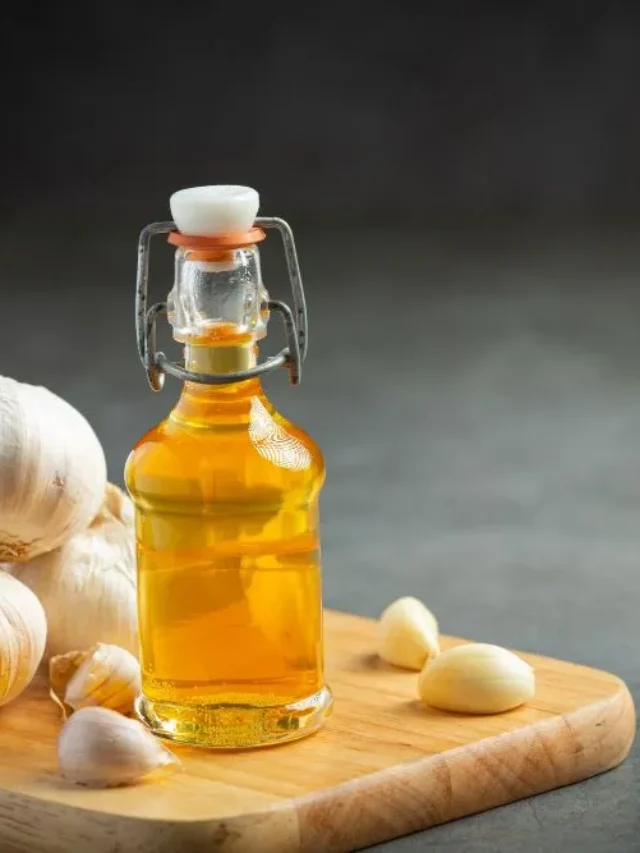 Garlic Oil Benefits: 7 Proven Health Benefits of Garlic Oil.